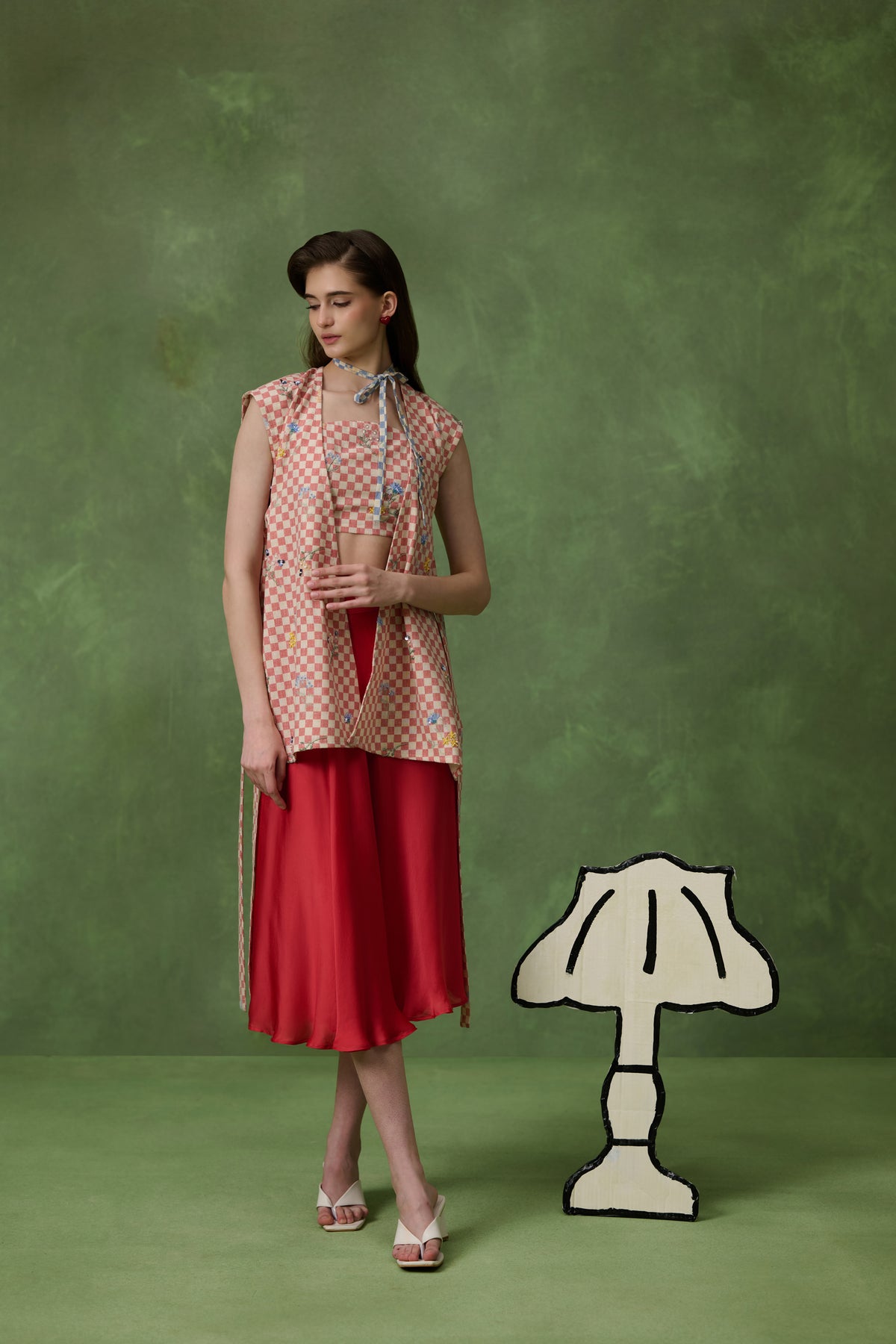 Bloom Cape Red