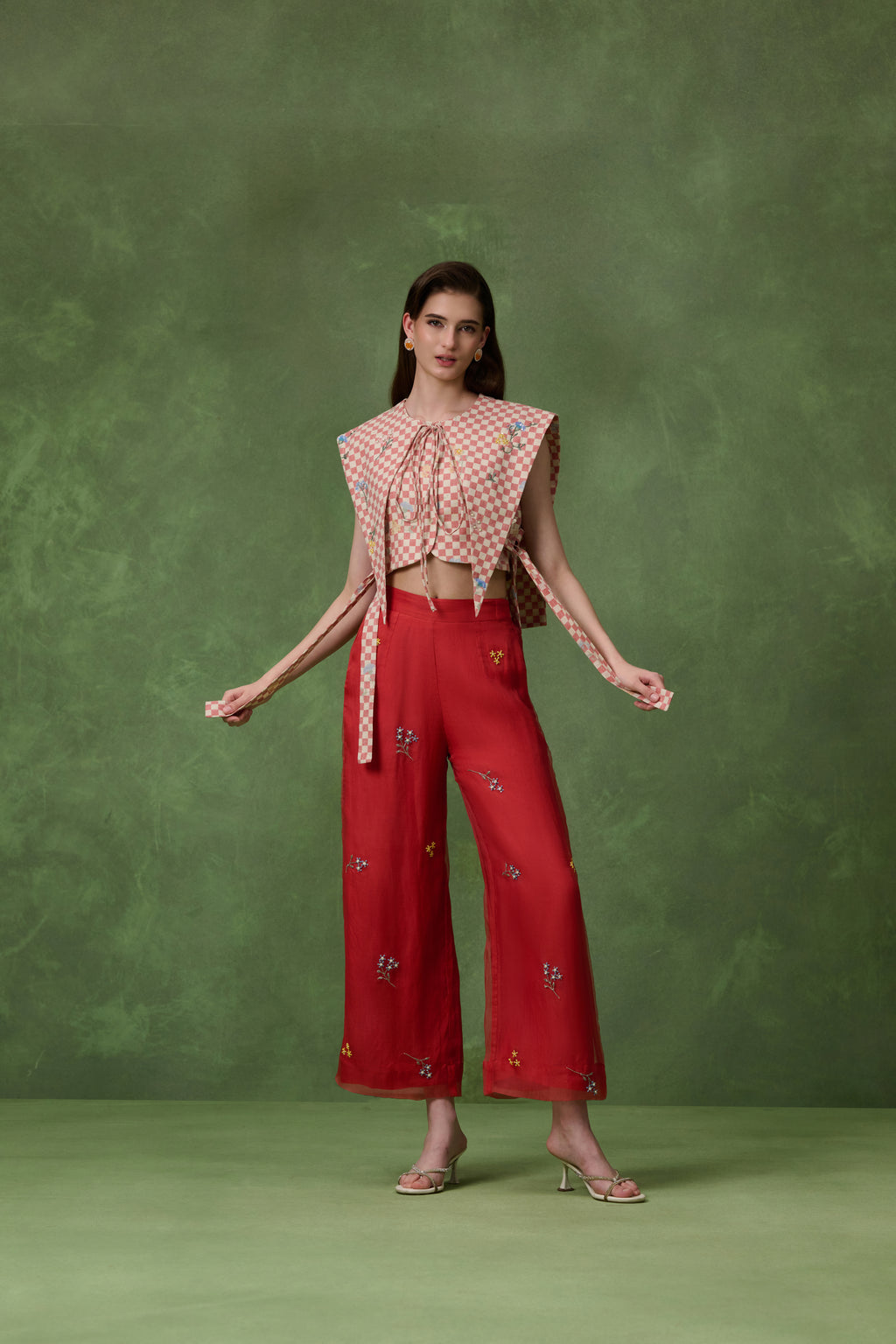 Bloom Bib Red