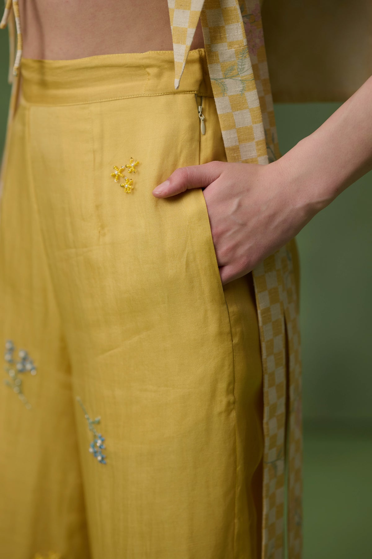 Bloom Bib Yellow